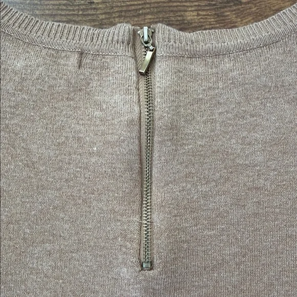 Cable & Gauge Light Brown Knit Top - Picture 6 of 7